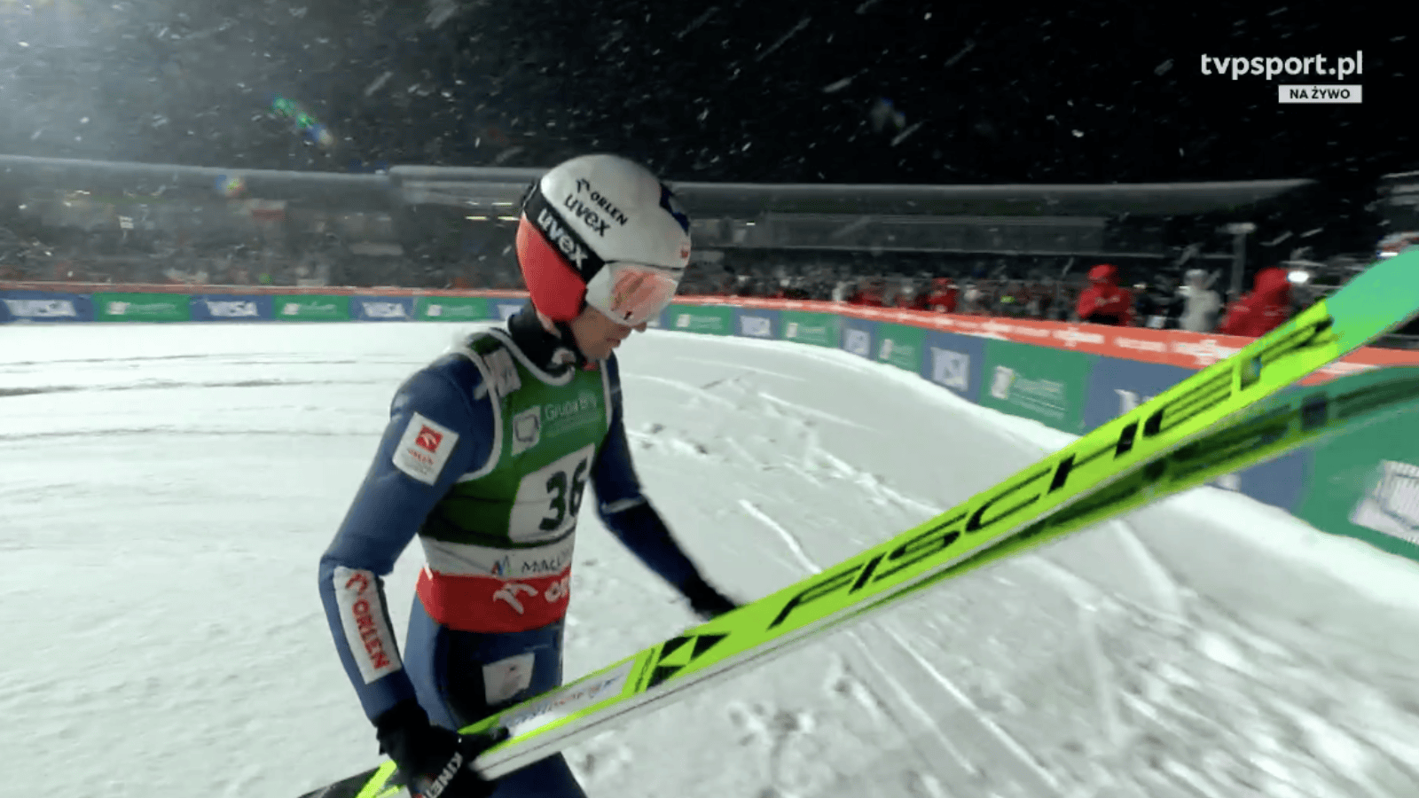 Stoch zrobił to na sekundy przed ostatnim skokiem. Mówi o tym cała Polska