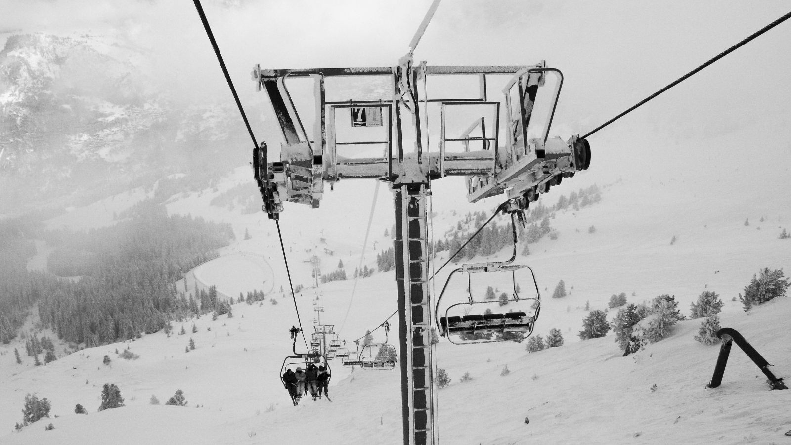 MEN wydało ważny komunikat tuż przed feriami. W ten sposób Polacy mogą zaoszczędzić