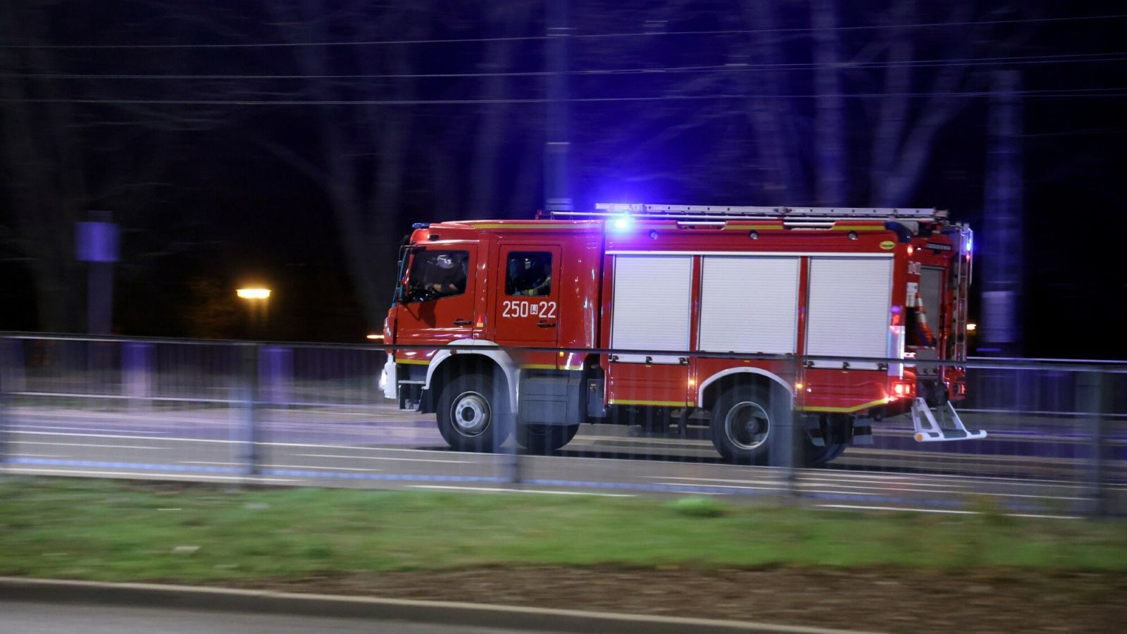 Pożar domu jednorodzinnego w Myjomicach. Nie żyje 11-letni chłopiec