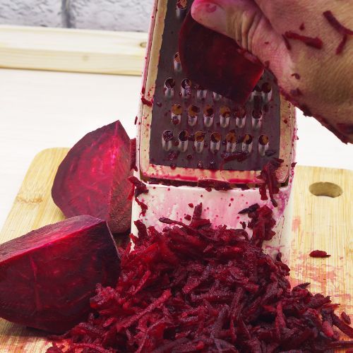 Ta surówka z buraczków jest idealna do mielonych. Smakuje lepiej niż z restauracji