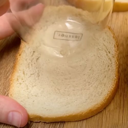 szklanka chleb.jpg