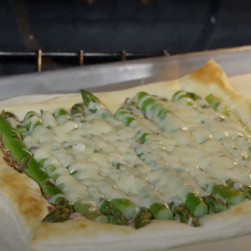 Weź szparagi, ser i ciasto francuskie. Nie ma prostszego przepisu na kolację