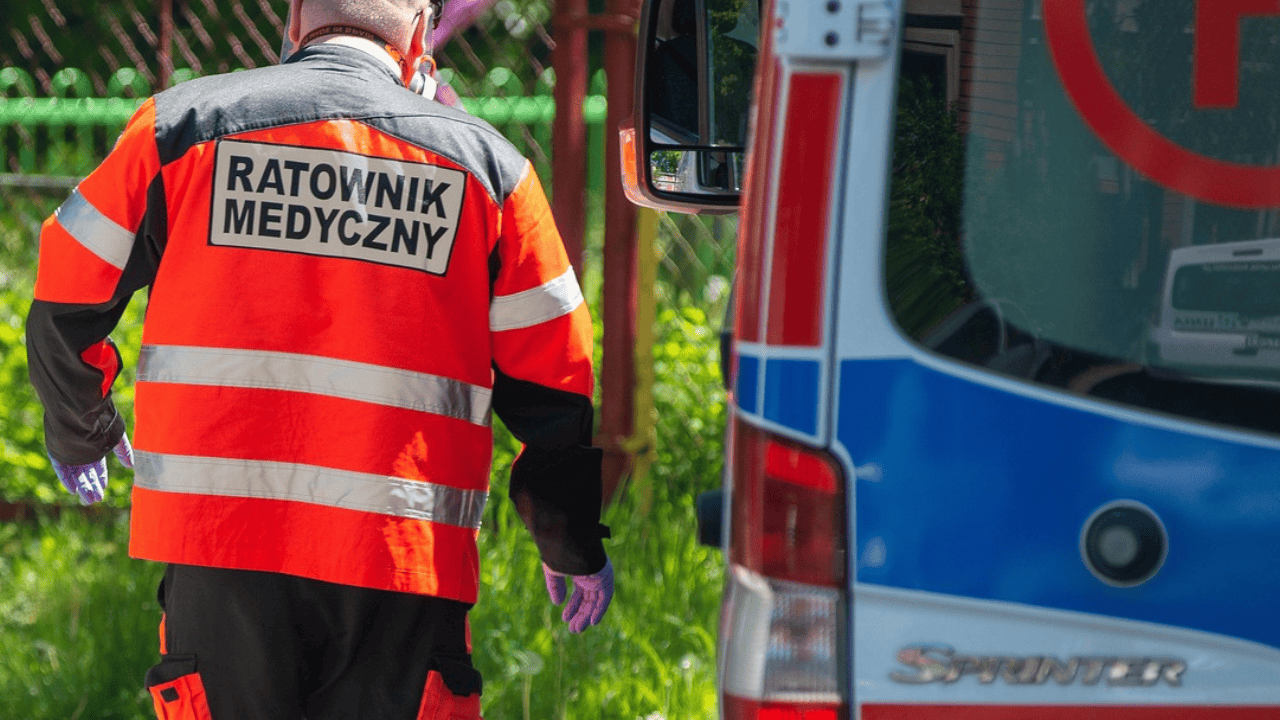 Ratownik medyczny, karetka, szpital
