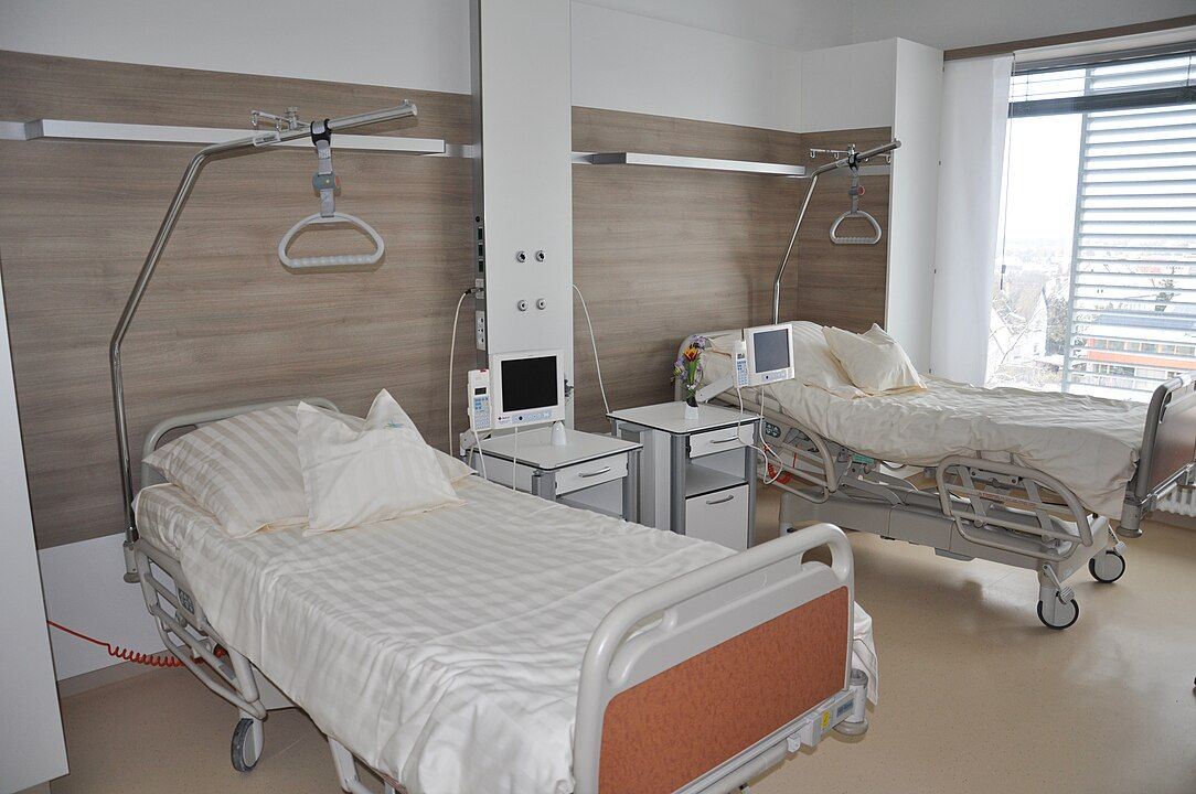 Łóżka szpitalne