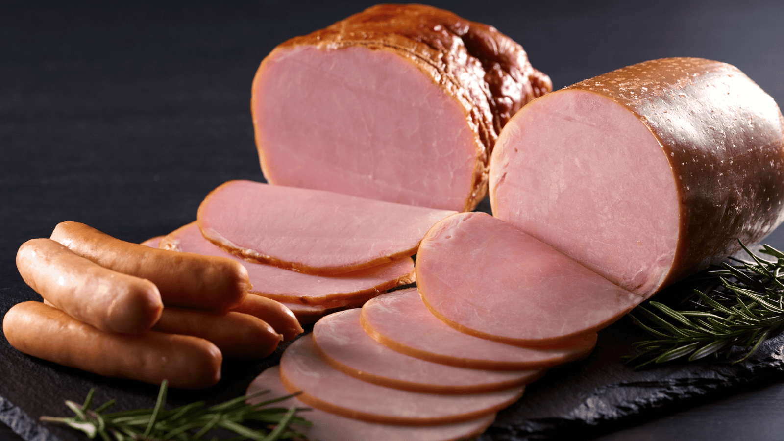 Skandal z mięsem w Lidlu. Sieć wycofuje towar