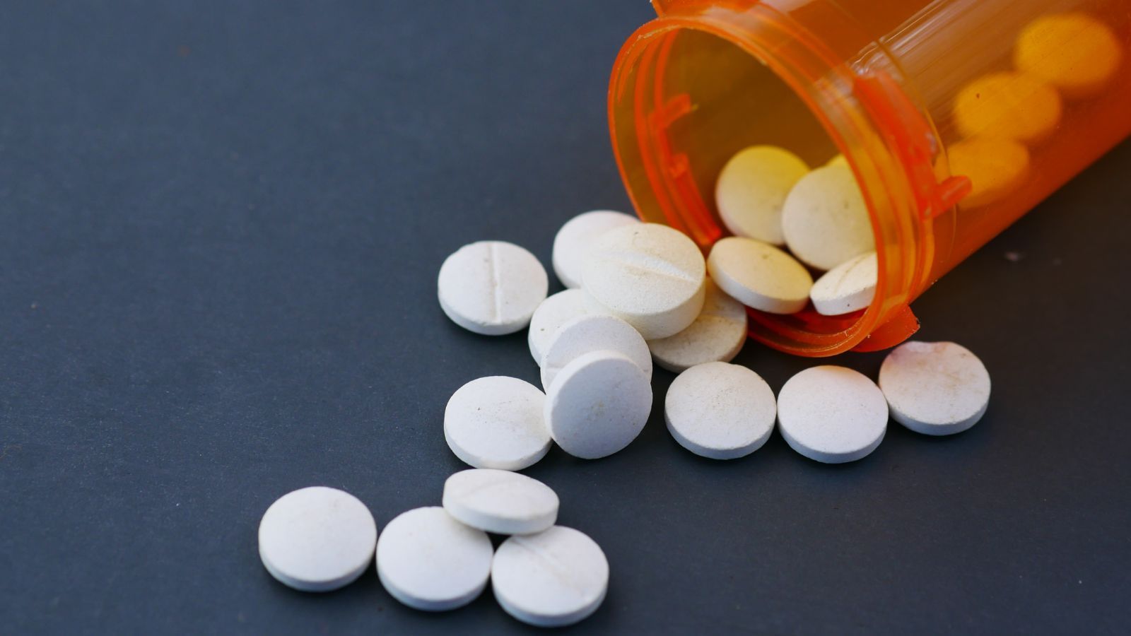 Pilny komunikat GIF. Antybiotyk wycofany z obrotu, realne zagrożenie dla zdrowia pacjentów