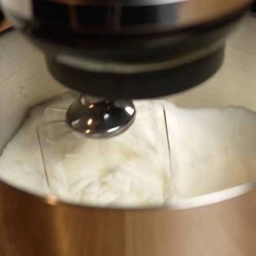 Oto najlepszy przepis na tartę. Poznaj sposób i dowiedz się, jak w jej przygotowaniu pomógł nam robot planetarny Zelmer ZKR1355