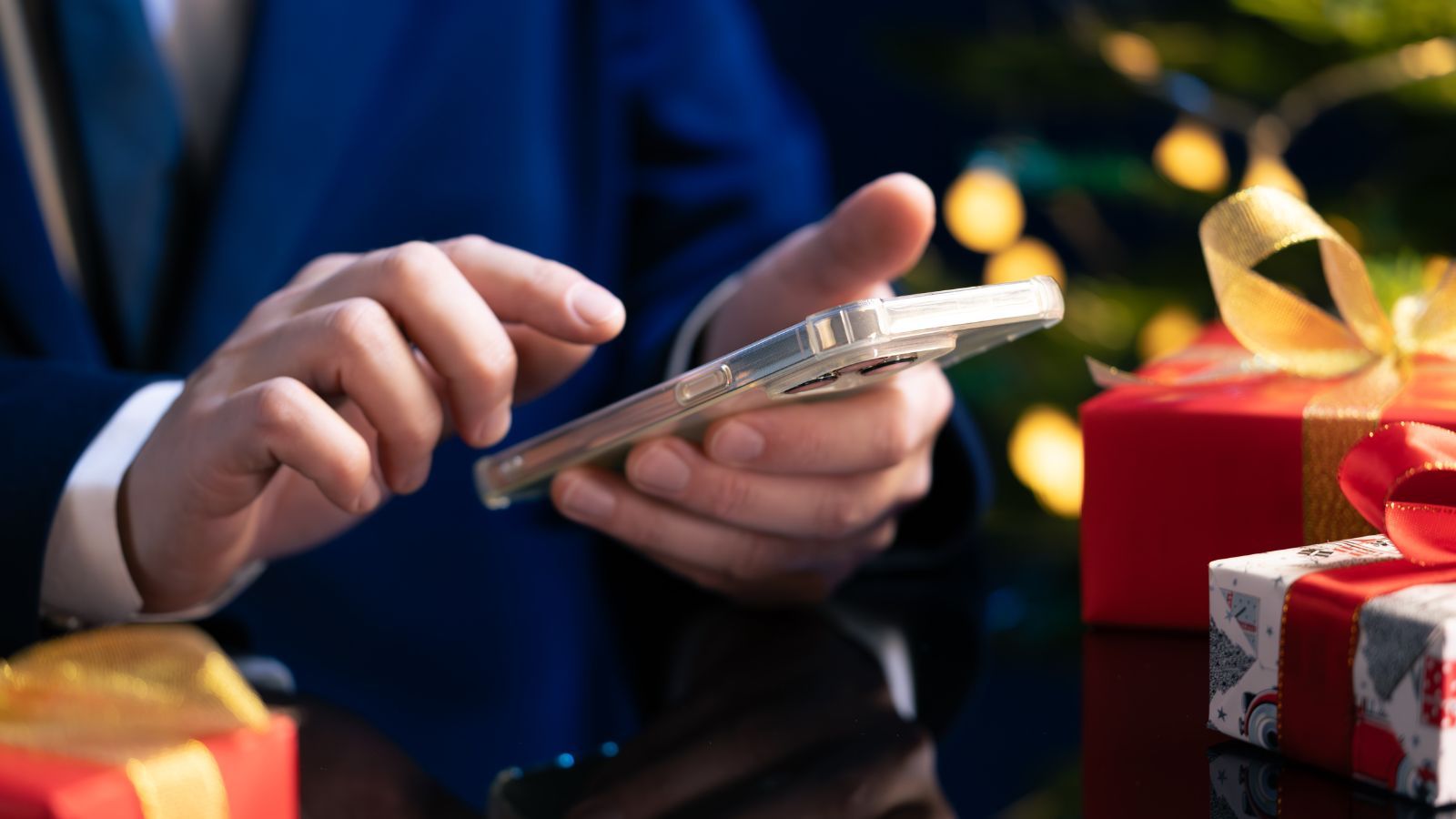 Absolutnie nie odbieraj tych połączeń w grudniu. Zrujnują ci święta i wyczyszczą konto