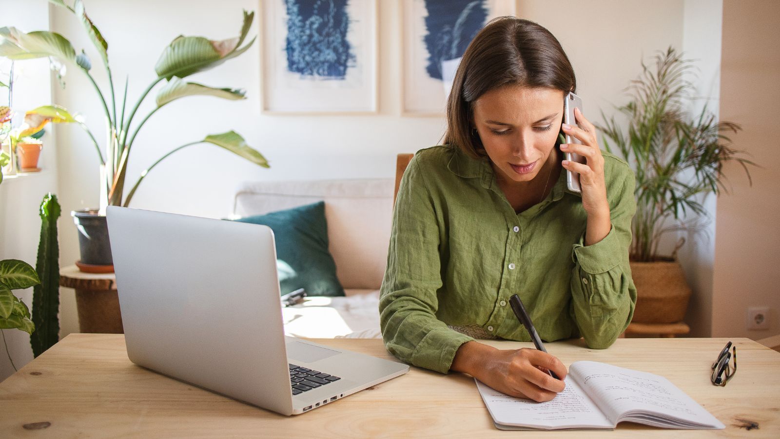 Dzwoni taki numer? Po tych słowach lepiej od razu się rozłącz, inaczej możesz mieć kłopoty
