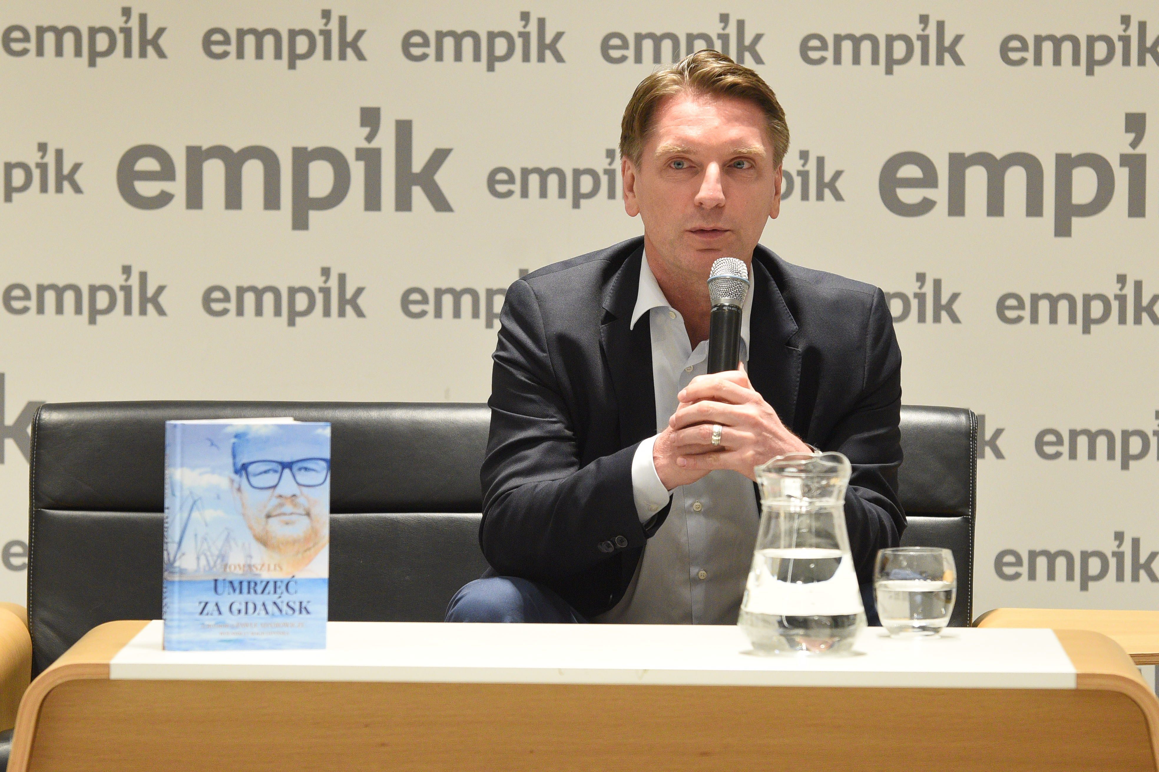 Luksusowa willa Tomasza Lisa wystawiona na sprzedaż. Cena może przyprawić o zawrót głowy