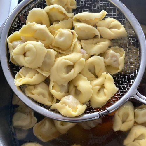 tortellini do sałatki na imprezę.jpg