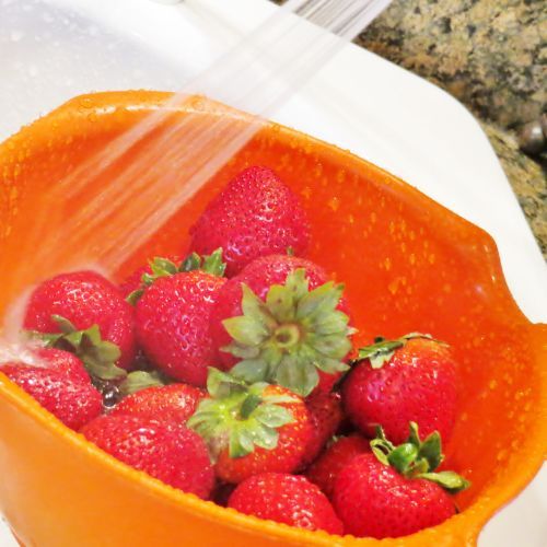 Tak rozpoznasz polskie truskawki. Nie daj się nabrać na sztuczki sprzedawców