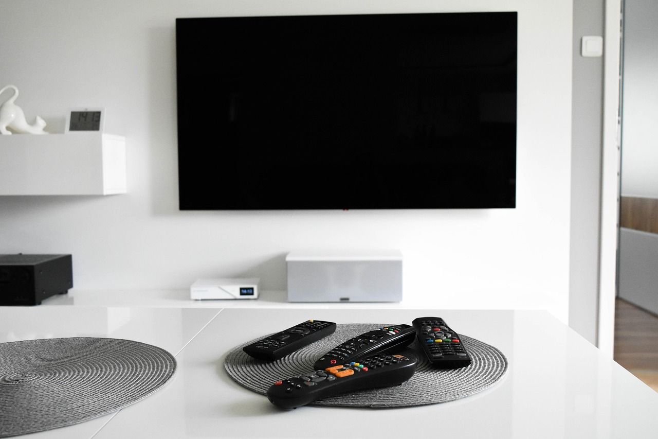 tv-set-4308538_1280.jpg