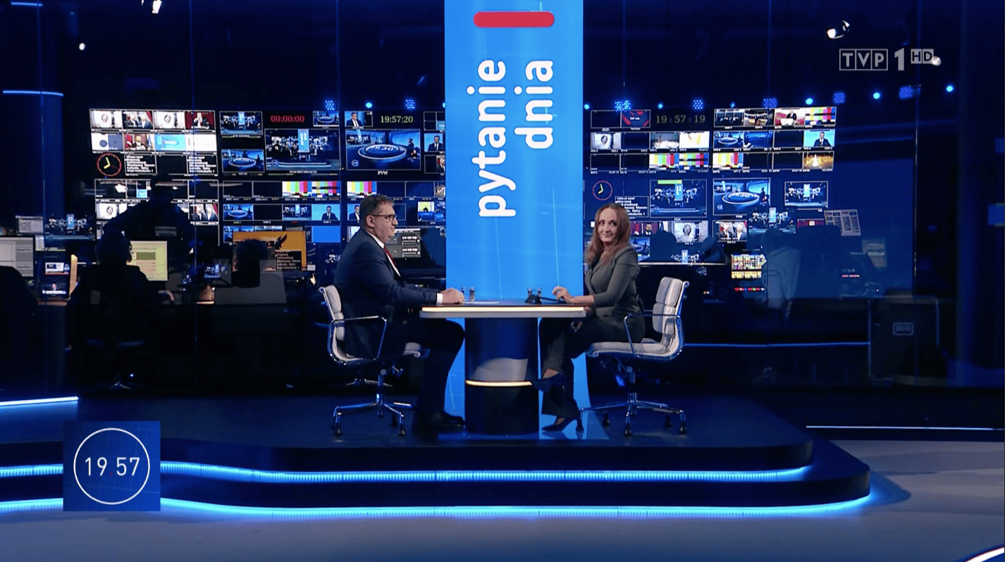 Nietypowe sceny tuż po "19:30". Widzowie TVP od razu wyłapali gest Dobrosz-Oracz