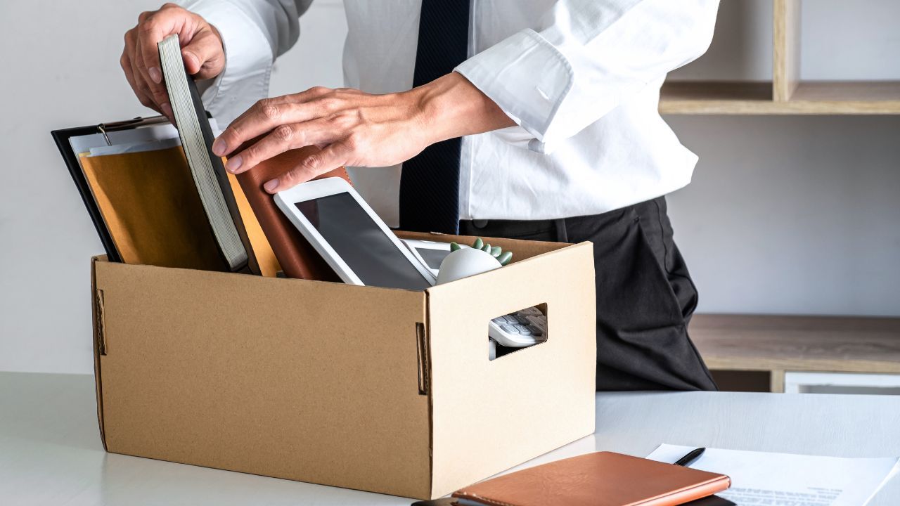 Tyle wynosi zasiłek dla bezrobotnych w 2025 roku. Tym Polakom przysługuje, trzeba spełnić warunki