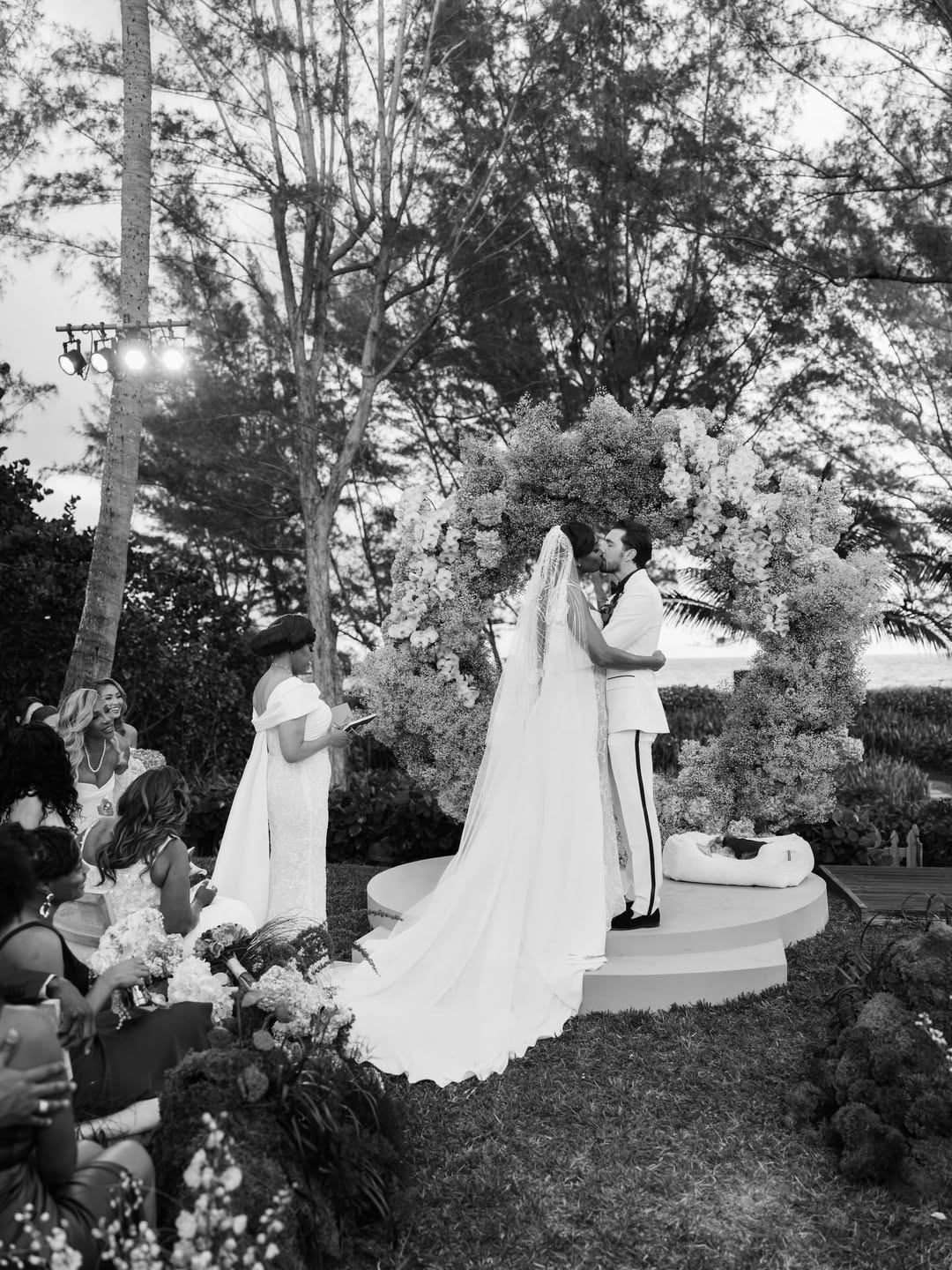 Legenda tenisa wzięła ślub. Jej partner to gwiazda polskich filmów.