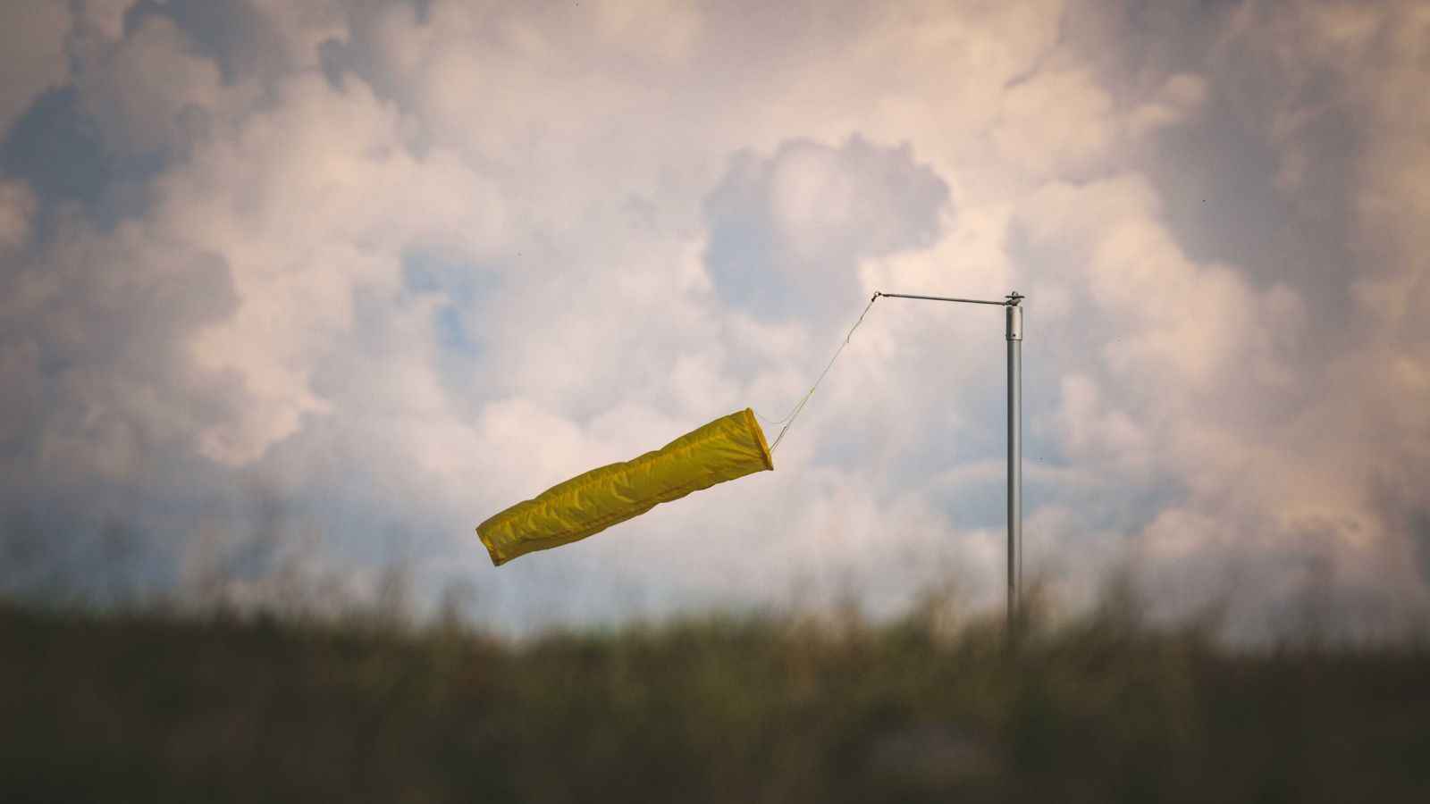 Ostrzeżenia II stopnia w tych regionach. Jest pilny alert RCB
