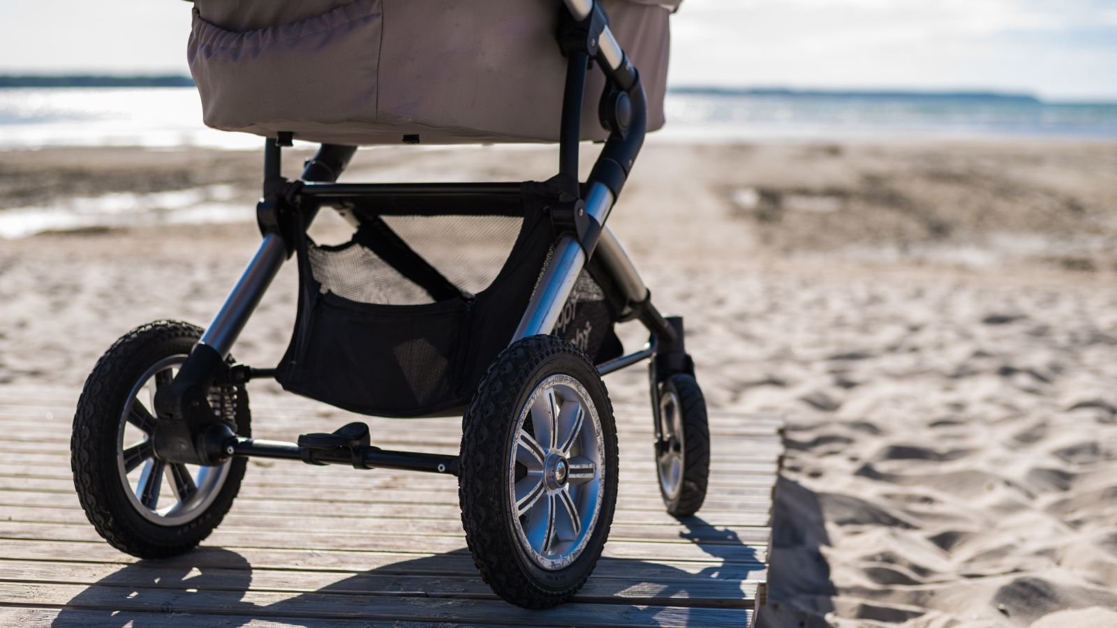 Wózki dziecięce pod lupą UOKiK i Inspekcji Handlowej. Wykryto nieprawidłowości, chodzi o bezpieczeństwo