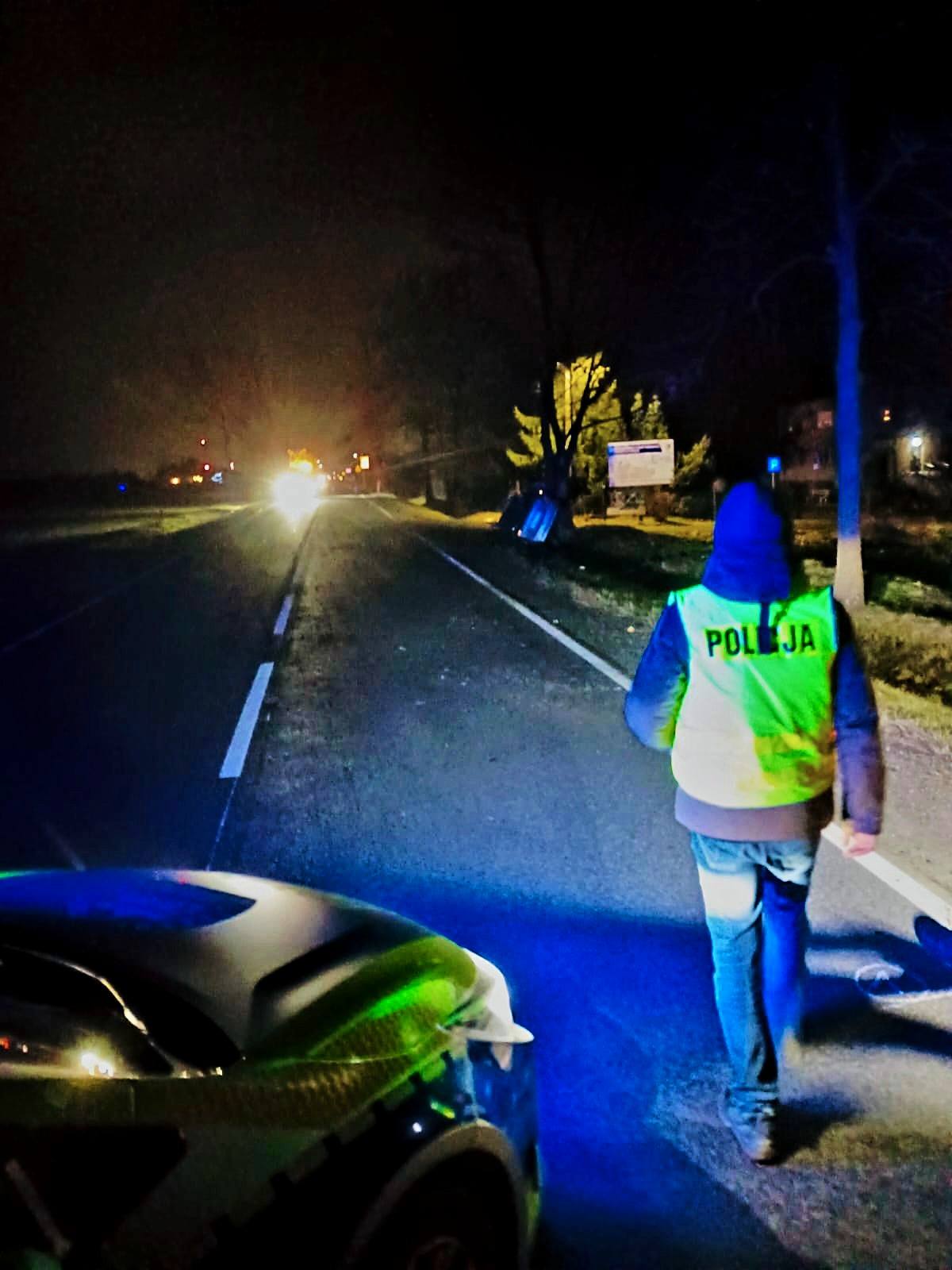 Samochód doszczętnie zniszczony, kierowca nie żyje. Wypadek na DK 94