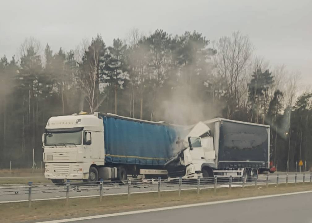 Tragedia na polskiej trasie, nie żyje jedna osoba. Jest pilny apel policji