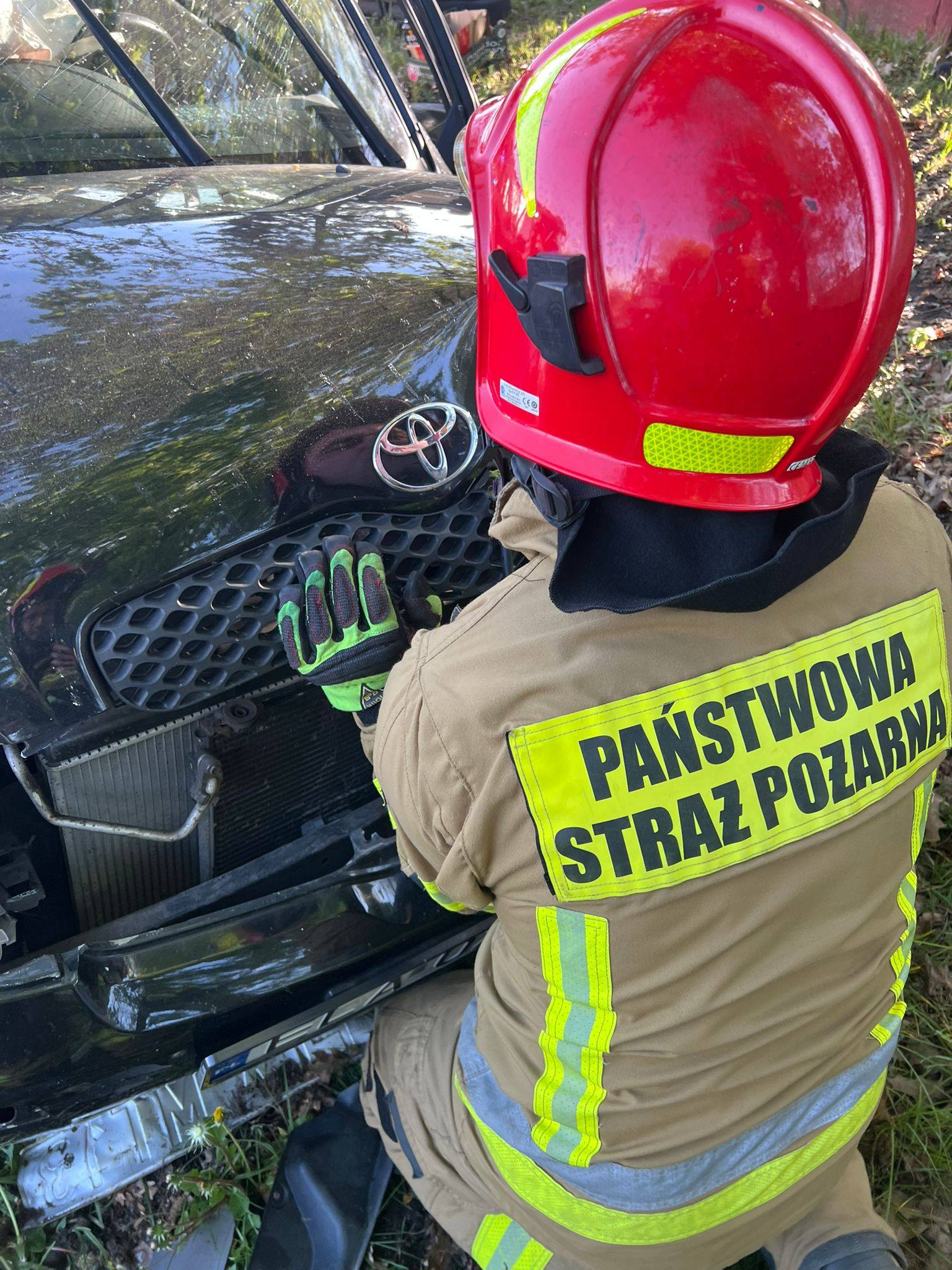 Groźny wypadek w Bałuczu. Cztery osoby ranne, w tym dziecko