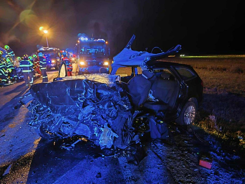 Sześć osób nie żyje, dziecko walczy o życie. Tragiczny wypadek na Słowacji