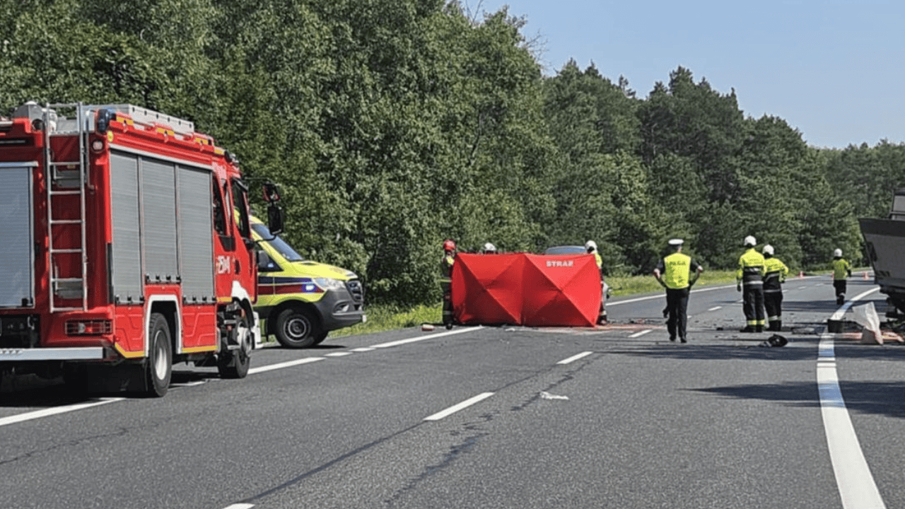 Dramatyczny wypadek w polskim mieście. Nie żyją dwie osoby