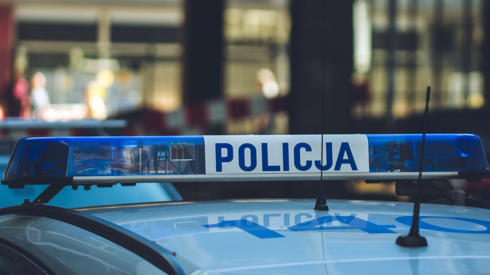 Tragiczny wypadek w Warszawie. Są ofiary śmiertelne. Zachowanie kierowcy szokuje