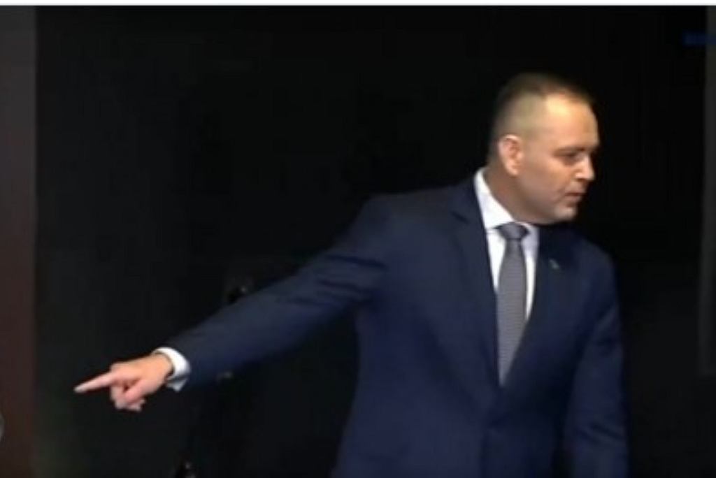 Skandal na On Air Music Award! Na wizji zakpił z Nawrockiego