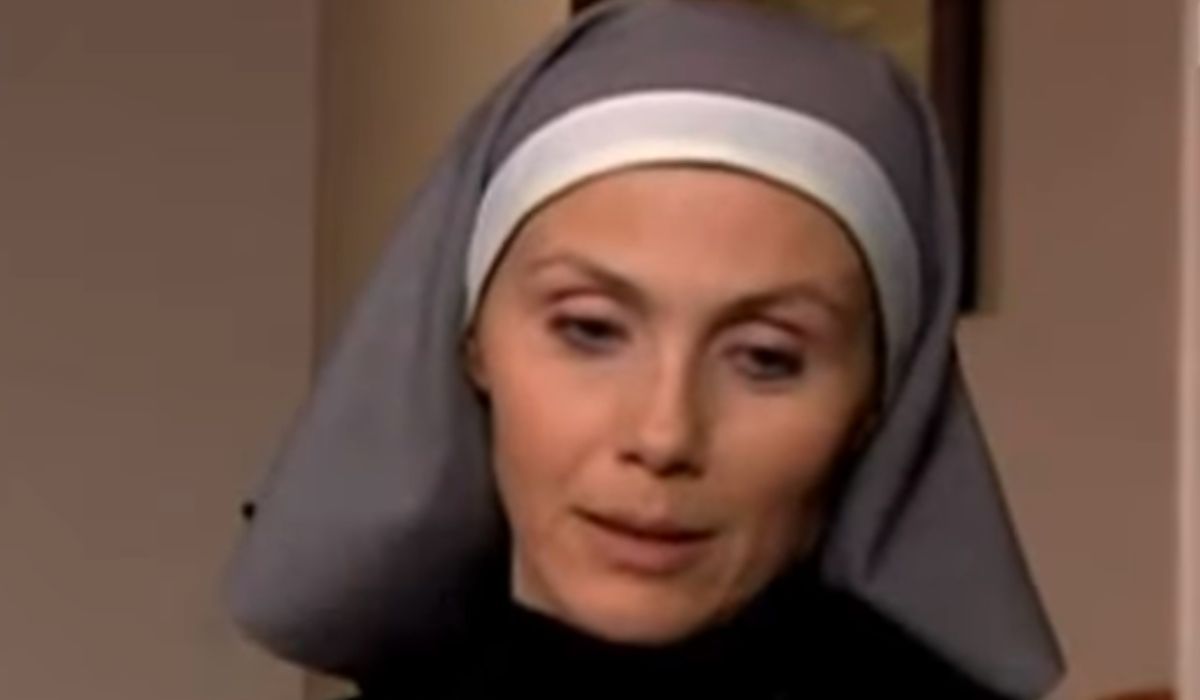 Grała zakonnicę w "Klanie"