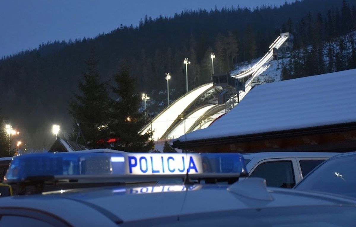 policja skocznia narciarska