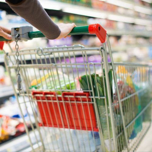 Te sklepy są otwarte w niedzielę 18 maja. Lista nie jest krótka