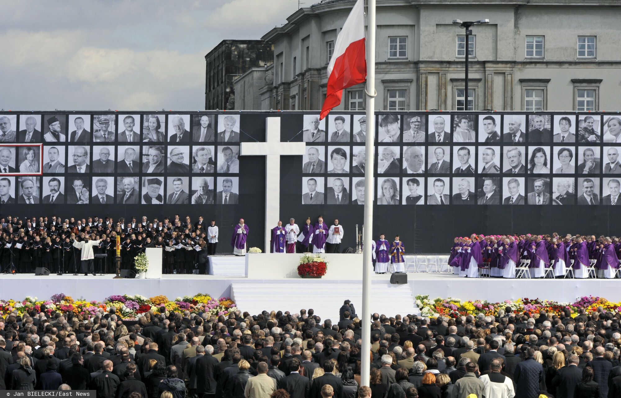 żałoba katastrofa Smoleńsk.jpg