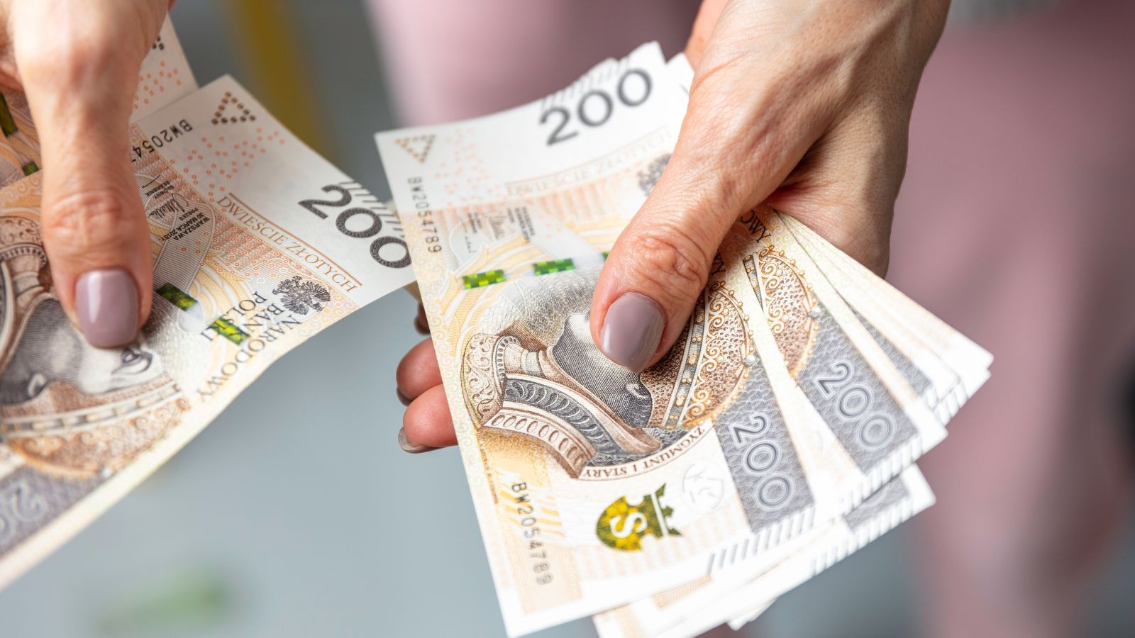 Polaków nie stać na chorowanie. Masowo rezygnują z leczenia tych schorzeń