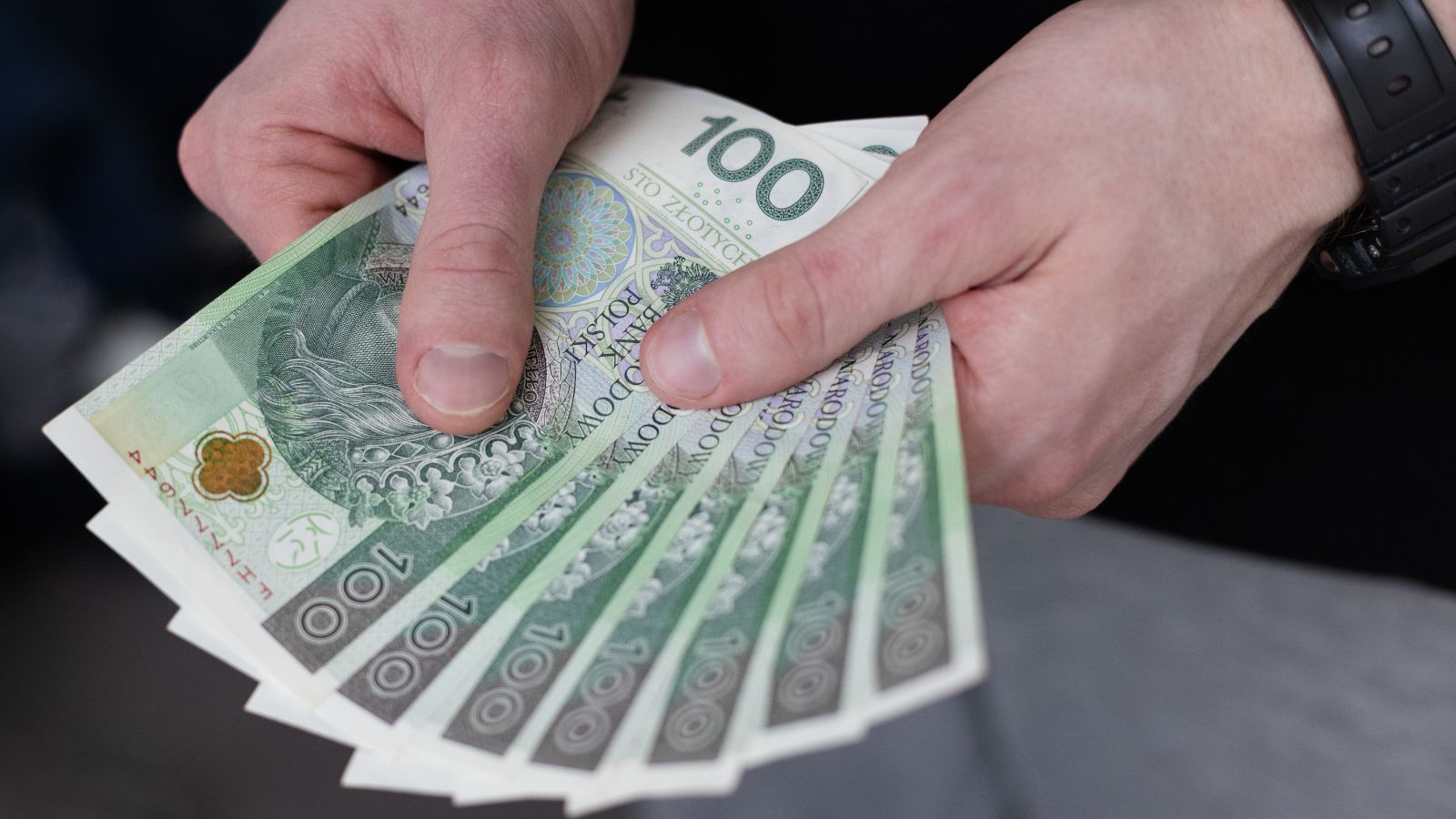 Będzie zmiana w kluczowym zasiłku. Wielu na to czekało, jest podpis prezydenta