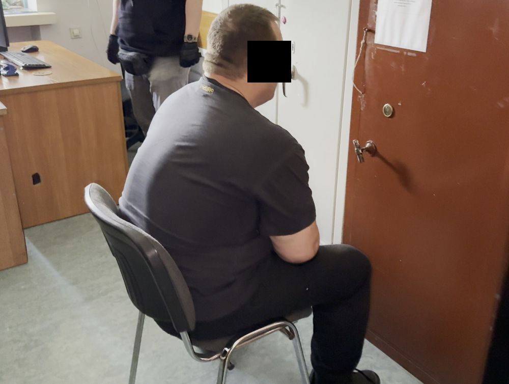 Nowe wieści ws. fałszywych alarmów w domu mamy Nawrockiego. To znaleziono w domu zatrzymanego