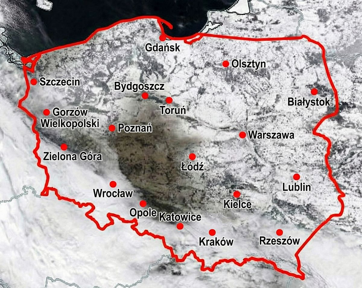 Satelita uwiecznił to nad Polską. Służby wydały pilny komunikat