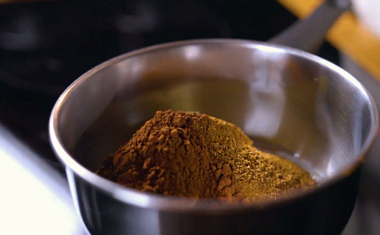 Najlepszy piernik na święta, którego smak śni się po nocach. Z robotem planetarnym Zelmer ZKR2000 zawsze się udaje