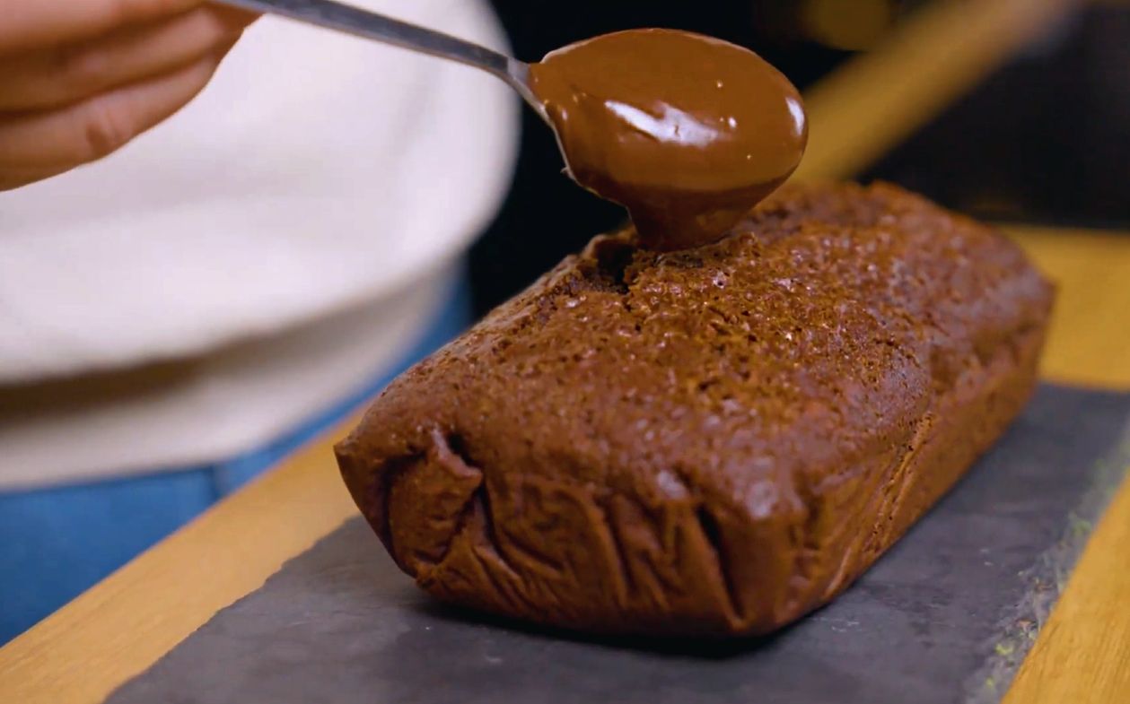 Najlepszy piernik na święta, którego smak śni się po nocach. Z robotem planetarnym Zelmer ZKR2000 zawsze się udaje