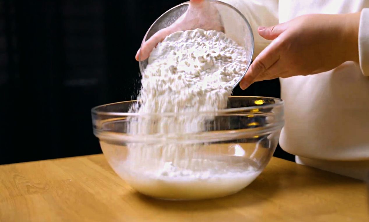 Ten chleb z żurawiną i herbatą to kwintesencja Bożego Narodzenia. Z krajalnicą Zelmer przygotujesz go w najlepszym wydaniu