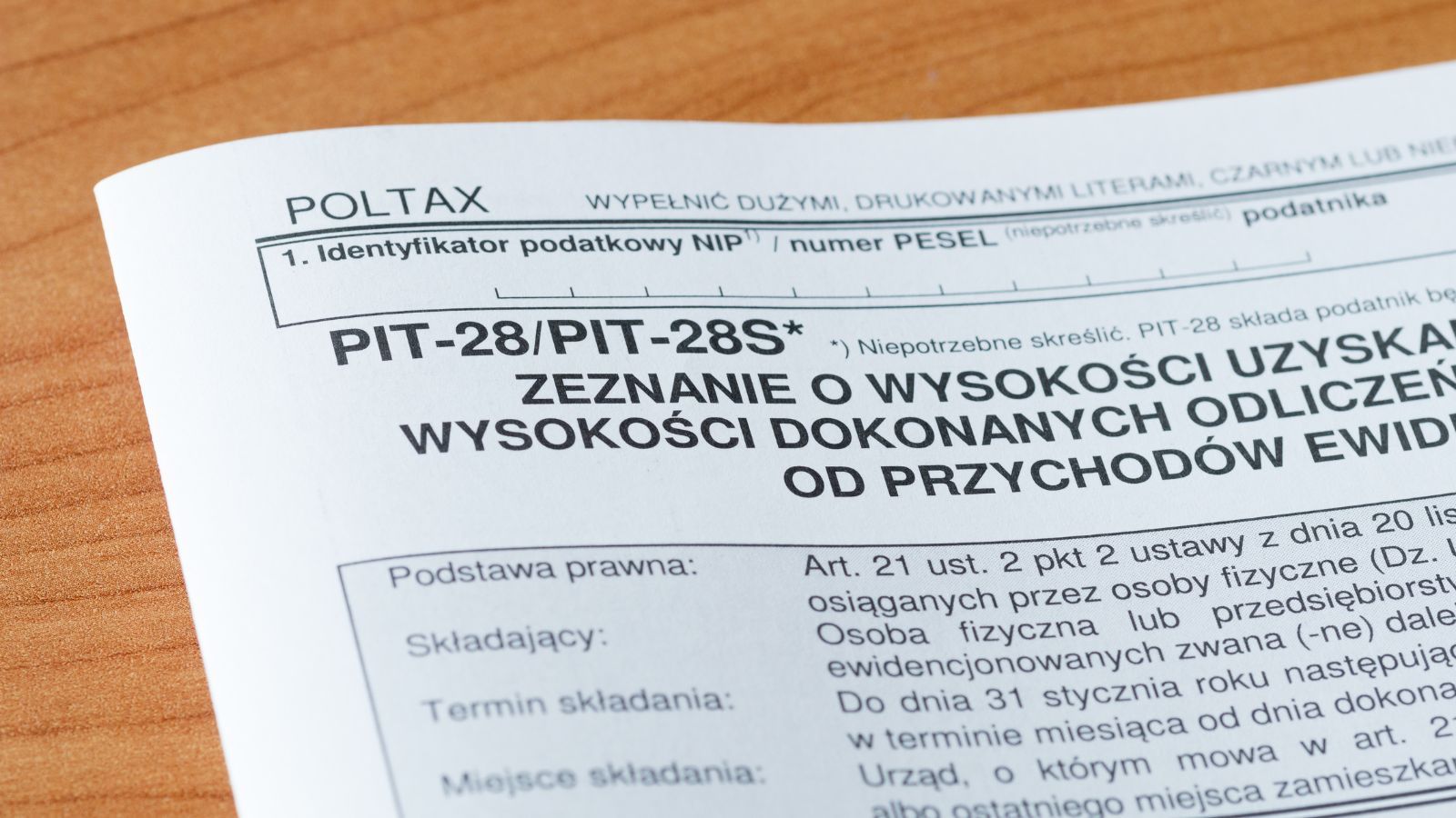 Polacy mogą się nieprzyjemnie zaskoczyć podczas rozliczenia PIT. Większe zarobki nie zawsze ucieszą