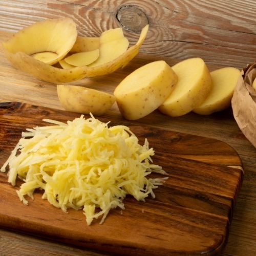 Wybieram te ziemniaki i dobrze je ostudzam. Moje kopytka nigdy nie wychodzą twarde