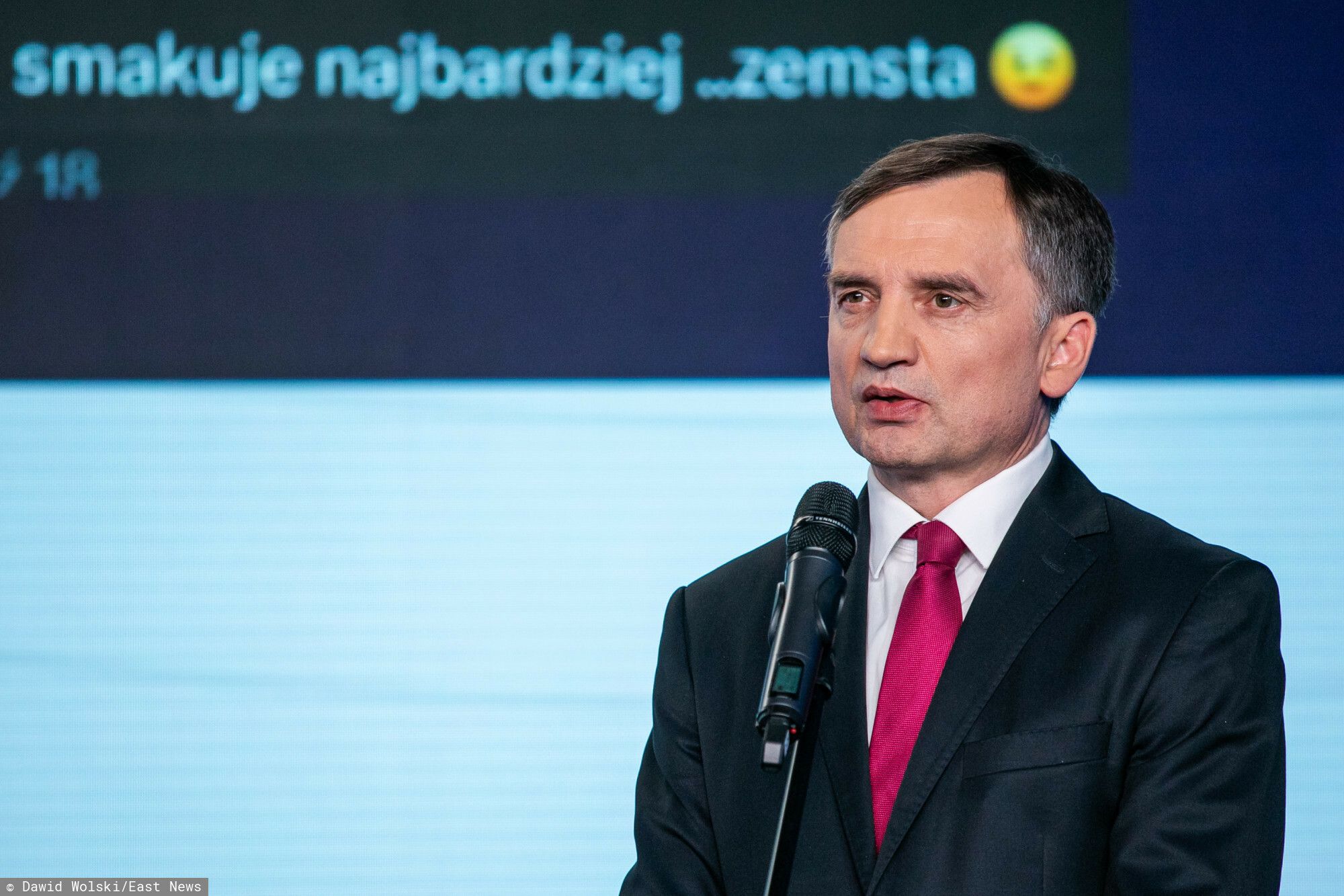 Ziobro zjawił się na antenie TV Republika. Prosto z Budapesztu uderzył w Donalda Tuska