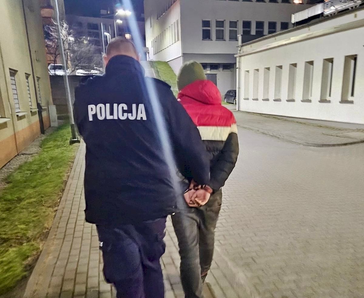 77 punktów karnych i 19 tys. zł mandatu. Wyczyn "mistrza kierownicy" zobaczy cała Polska