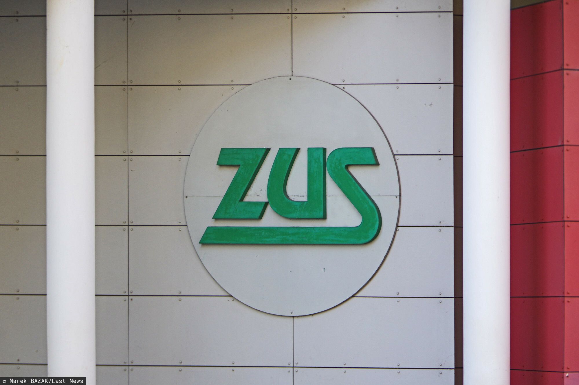 Chciał od syna 500 zł miesięcznie. Sprawa trafiła do sądu, wyrok może zaskoczyć